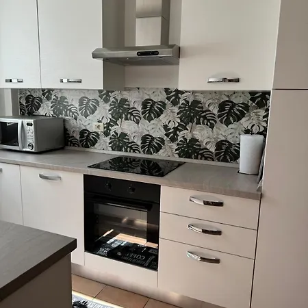 Con Piscina E Idromassaggio A 5 Min Dal Mare *